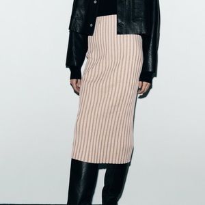 Zara Ribbed Midi Skirt